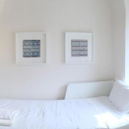 Room Atalaia- Ideal For Single Lizbona Zewnętrze zdjęcie